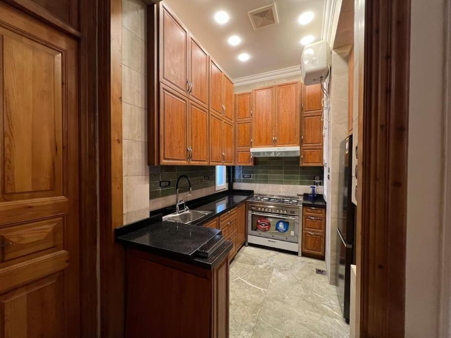 Authentic 3Br Apartment In Downtown, Il Cairo Esterno foto