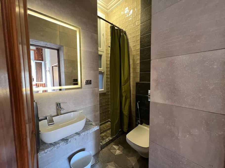Authentic 3Br Apartment In Downtown, Il Cairo Esterno foto